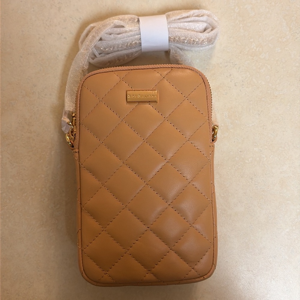 New- G by Giuliana Quilted Crossbody Bag - Picture 2 of 6